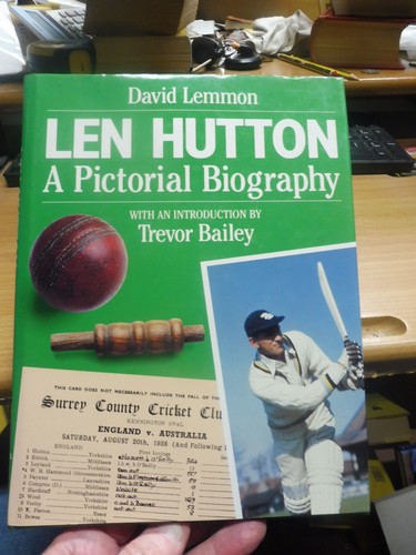Len hutton pictorial - hutton:,