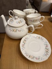 Mayfair Tea Set With Tea Pot