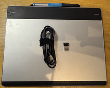 Wacom Pen & Touch Medium Tablet CTH-680/S