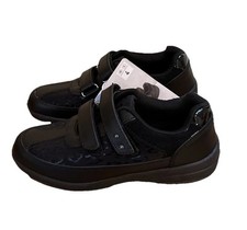 Girls Avenue Shoes Size 4