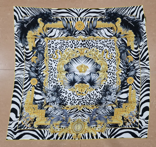 Versace medusa logo - versace,