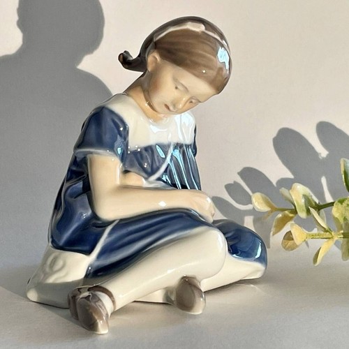 Royal copenhagen girl figurine - royal,