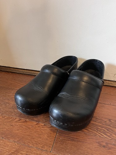 Dansko professional clogs - dansko,