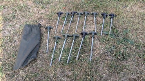 Bundle bivvy pegs - bundle, of