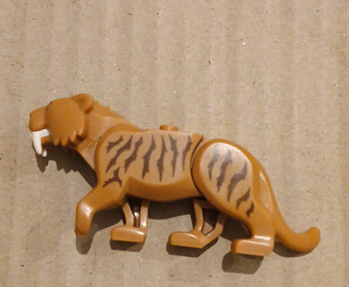 Lego sabre tooth tiger - lego,