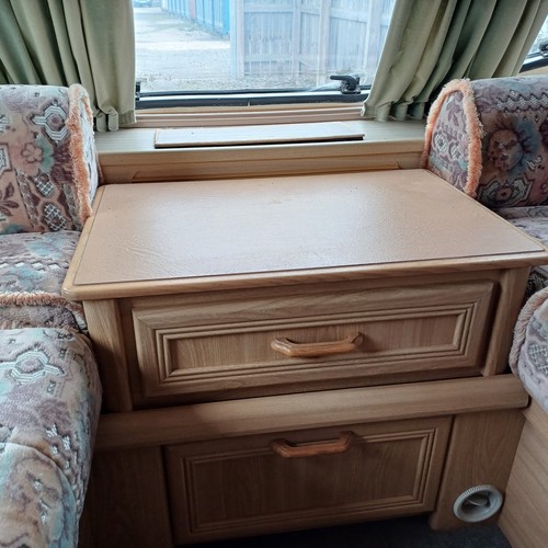 Caravan detachable table - detachable,