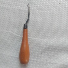 Vintage Antiqu Wooden 16cm Rag Rug Making Latching Tool in Excellent Condition 