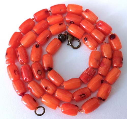 Lovely natural coral necklace - lovely,