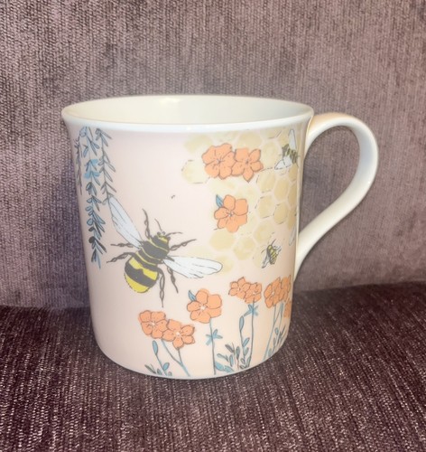 Floral bee mug produced - mug,