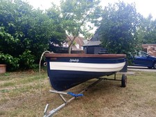 11.5ft clinker, rowing boat