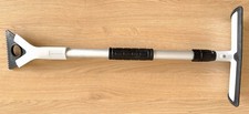 PORSCHE ICE SCRAPER/SNOW SHOVEL WITH TELESCOPIC ARM