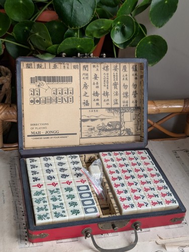 Vintage chinese mahjong - vintage,