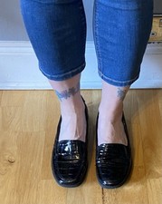 Clarks Patent Leather Flat Shoes Very Comfortable Worn Once 