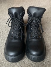 Arco Essentials Black