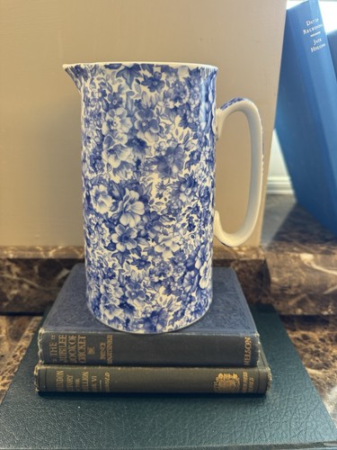 Stunning water pitcher vase - water, pitcher/vase
