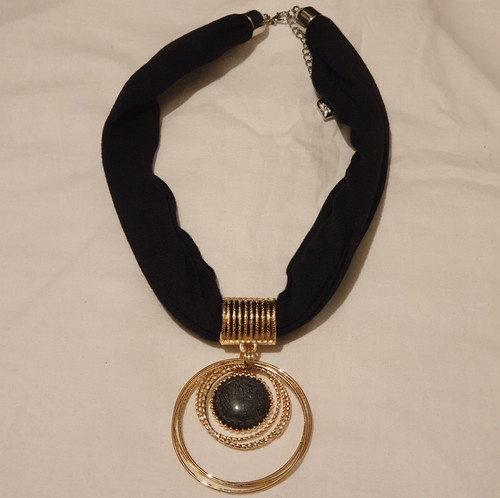 Statement black fabric - black,
