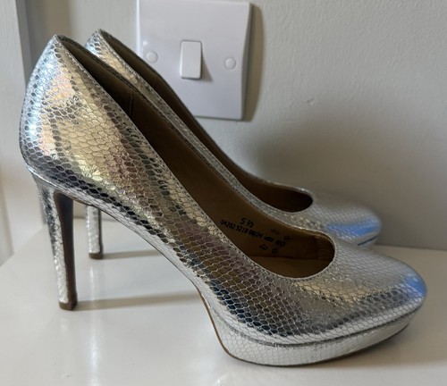 Metallic silver snake - metallic,