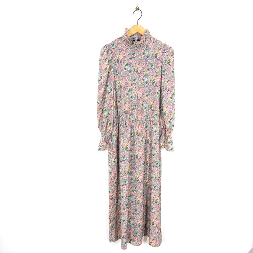 Never fully dressed - fully, dress