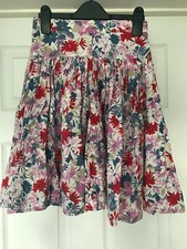 1980s Full skirt Size 8 approx