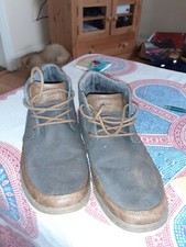 Mens Heritage twisted soul deck shoes size 8