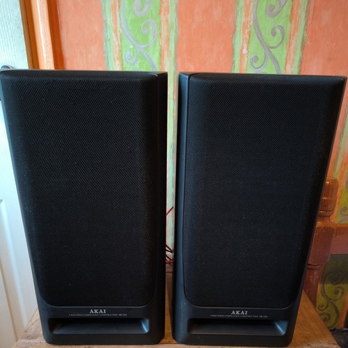 Akai 550 50w speakers - set,