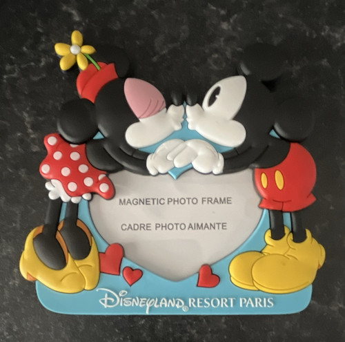 Disneyland resort paris disney - paris,