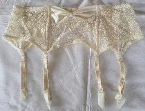 Vintage berlei ivory cream - vintage,