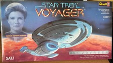 Revell Star Trek “USS Voyager” NCC-74656  1/677 Scale Model Kit