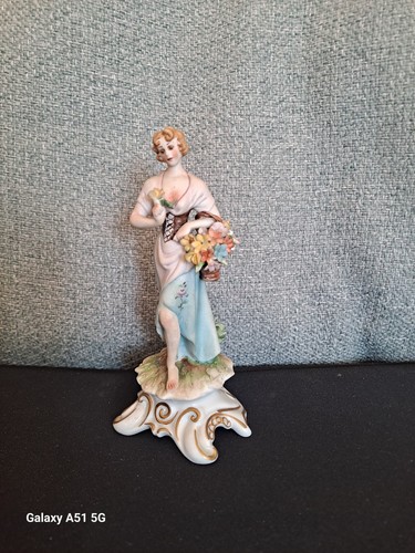 Fine capodimonte porcelain - capodimonte,