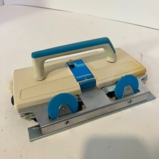Toyota Lace Carriage