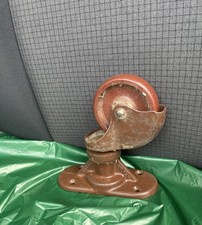 ANTIQUE METAL CASTORS WHEEL