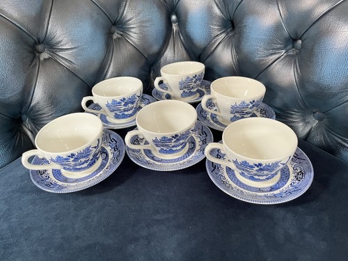 Churchill teacups - x, &