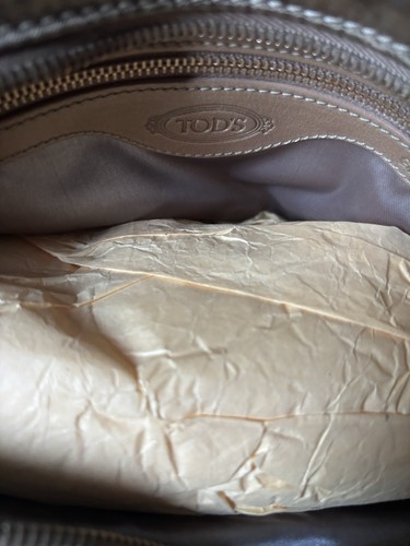 Tod taupe quilted nylon - tod's,