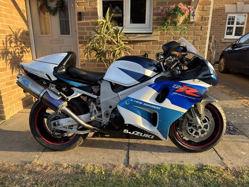 Suzuki tl1000r white blue - suzuki, white/blue