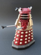 DOCTOR WHO DALEK FIGURE * RED