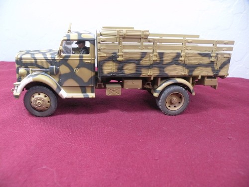 Forces valors 32 scale - 1:32,