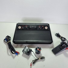 Atari 2600 console / with