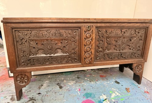 Early century oak coffer - early,