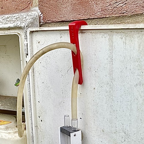 Manometer hook hose - hook, holder