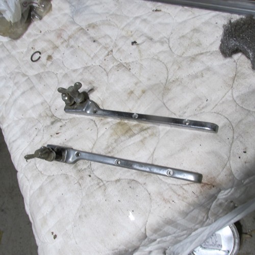 Tf windshield side - mg,