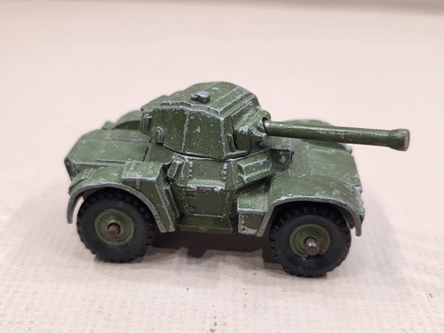 Dinky toys 670 - dinky,