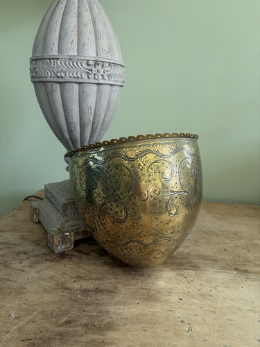 Vintage brass indian - vintage, scallop