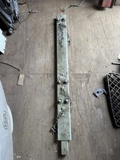 Ifor Williams Centre Pillar