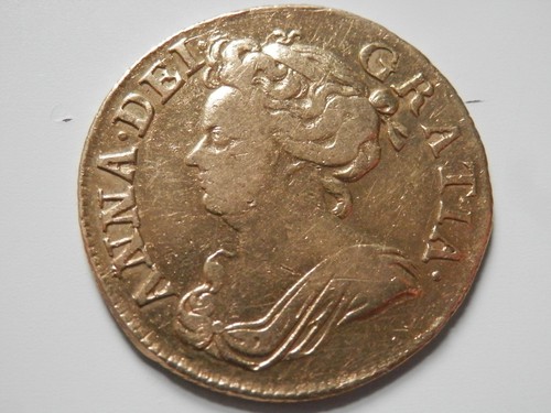 1714 gold queen - full,