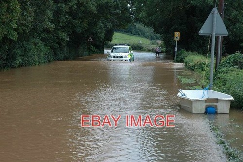 Photo flooded a38 - photo, severn