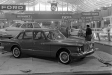 Plymouth Valiant Motor Show
