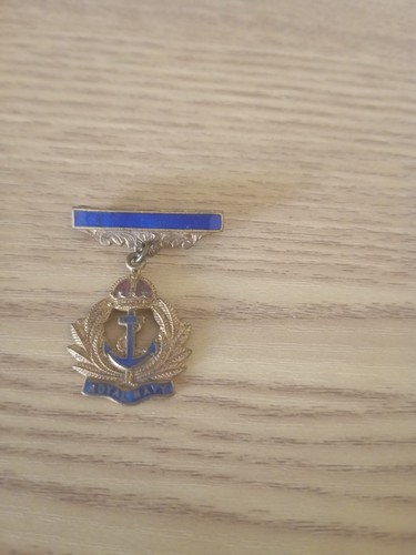Royal navy sweetheart brooch - royal,