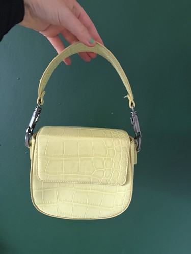 Zara yellow crocodile - yellow, print