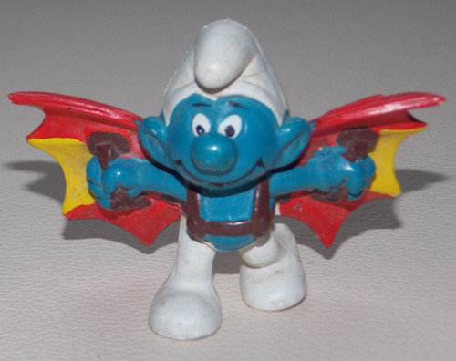 Vintage hangglider smurf peyo - hangglider,