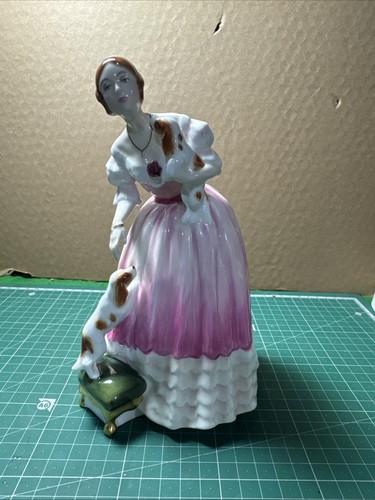 Royal doulton queens - royal, the